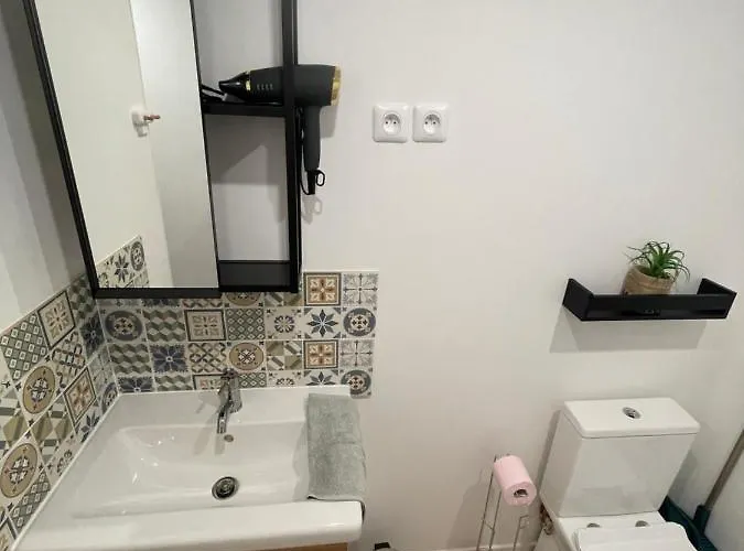 Apartment O'bon'plan - Piscine, Calme, 20 Min Lyon Givors